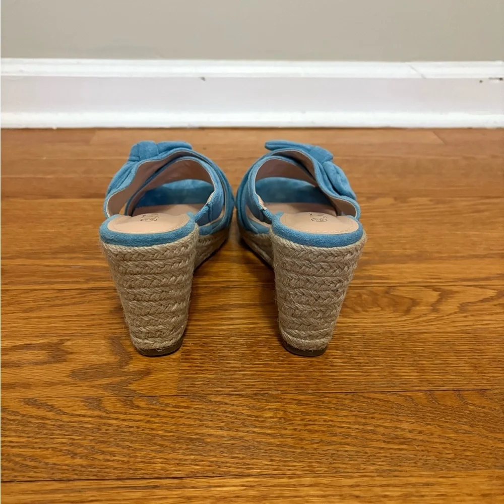 Fashare Women’s Blue Suede Sandals Wedges Size 8.5
